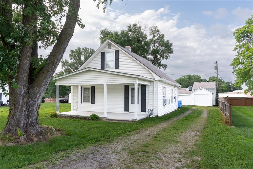 Listing Photo MLS #HMS2625272