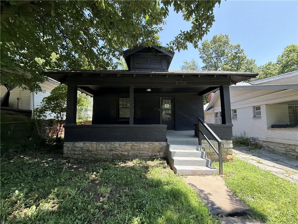 Listing Photo MLS #HMS2625352