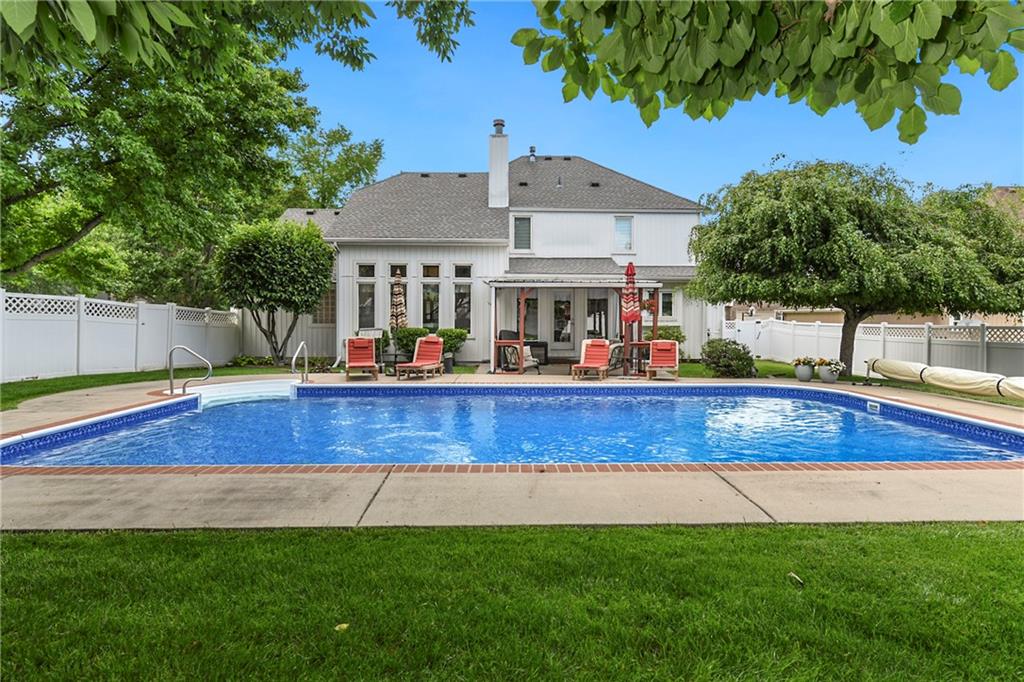 Listing Photo MLS #HMS2625629