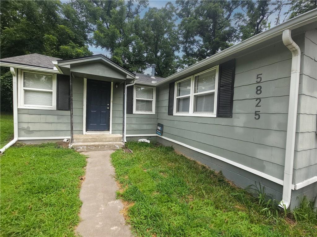Listing Photo MLS #HMS2625685