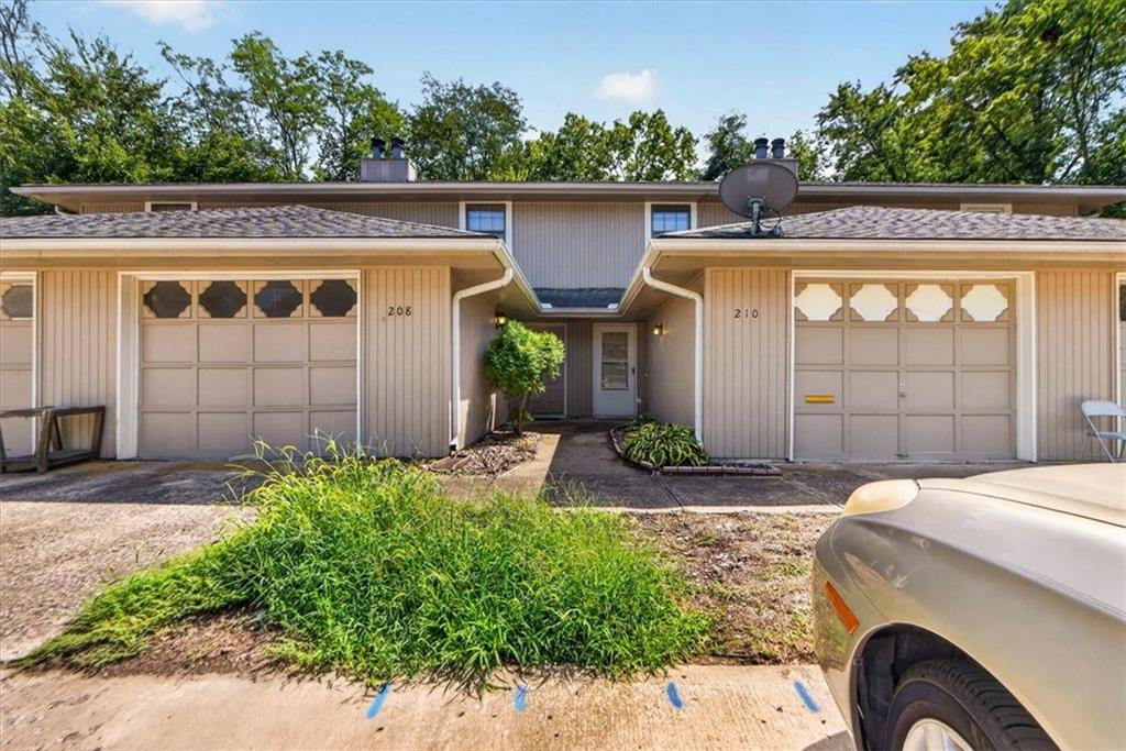 Listing Photo MLS #HMS2625692