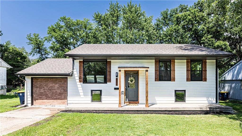 Listing Photo MLS #HMS2625876