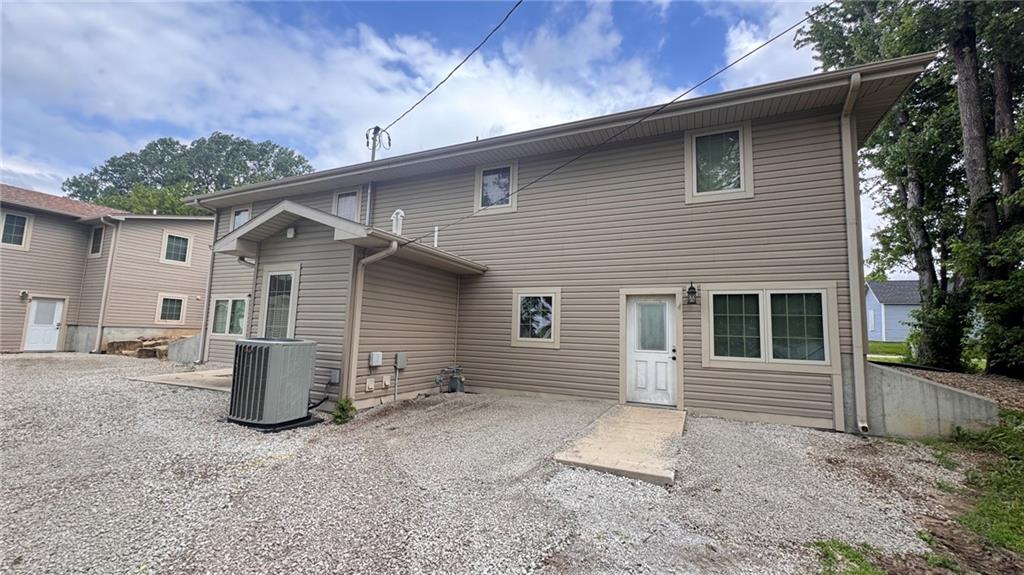 Listing Photo MLS #HMS2625911