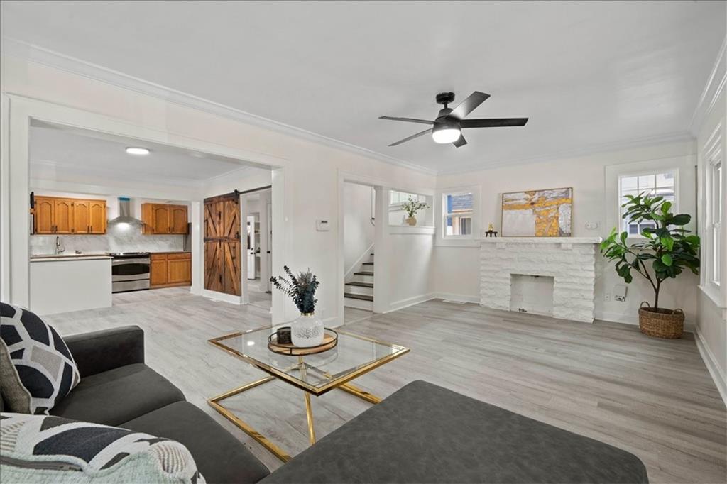 Listing Photo MLS #HMS2625927