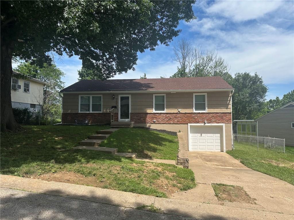 Listing Photo MLS #HMS2626042