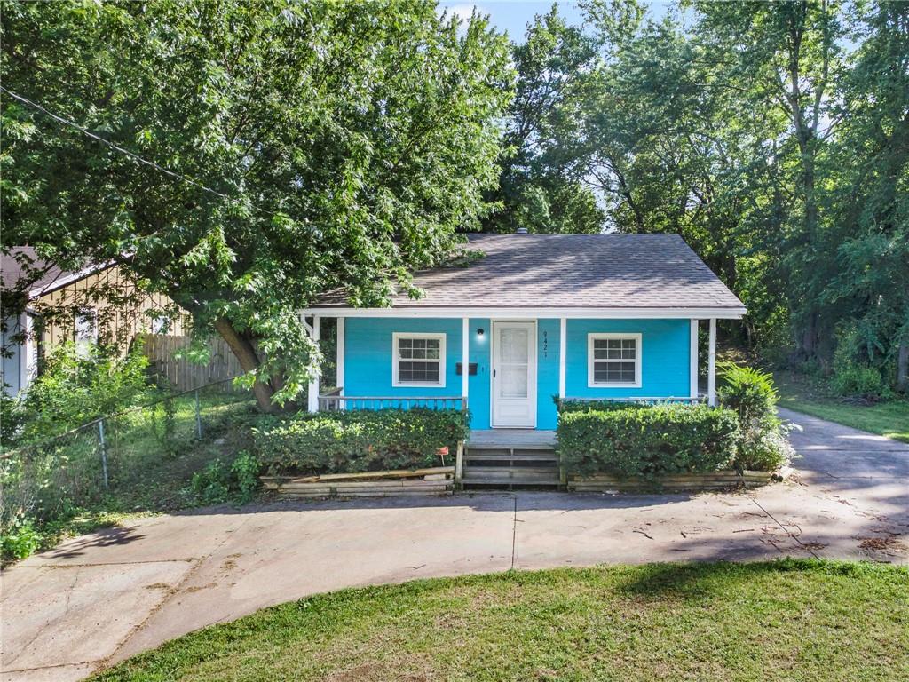 Listing Photo MLS #HMS2626150