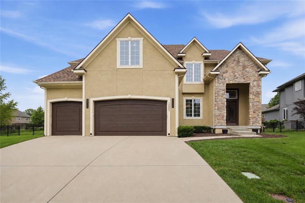 Listing Photo MLS #HMS2626301