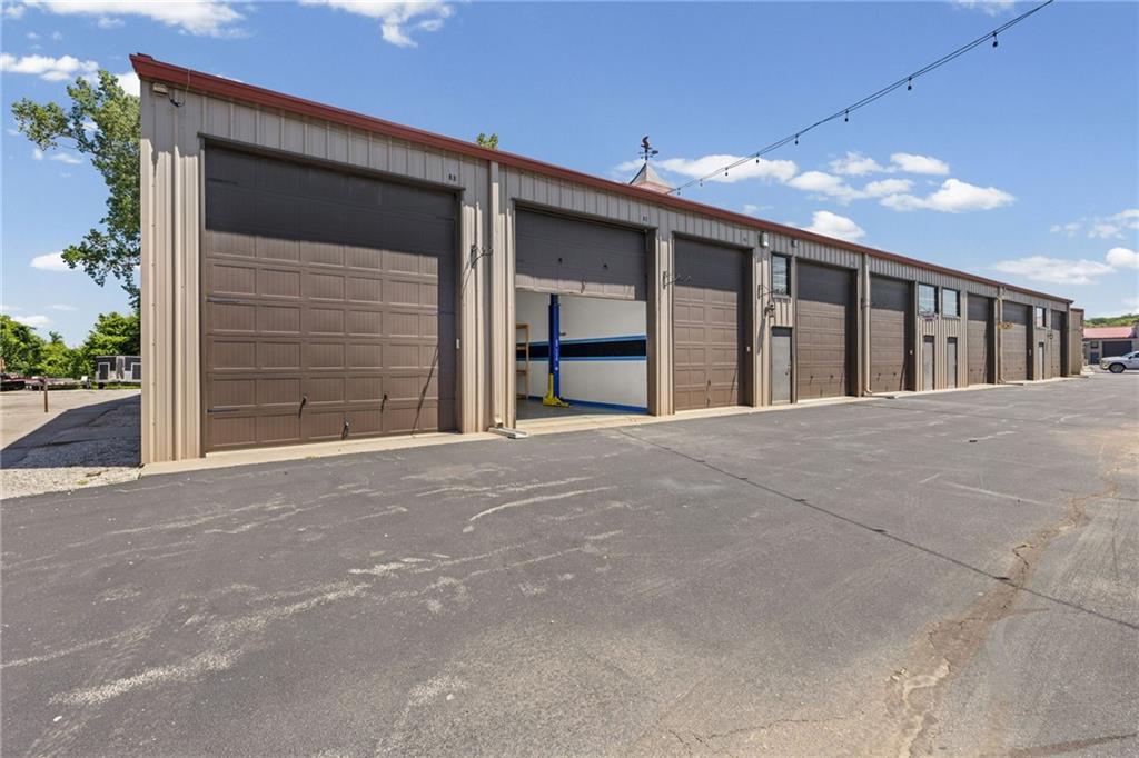 Listing Photo MLS #HMS2626499
