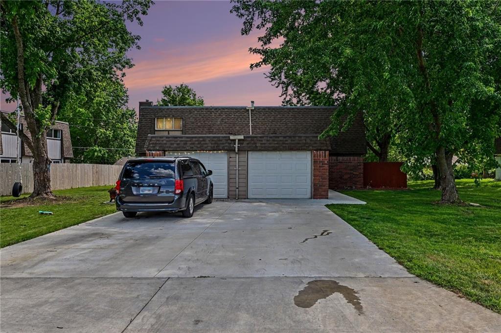 Listing Photo MLS #HMS2626618