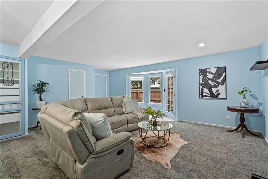 Listing Photo MLS #HMS2626647