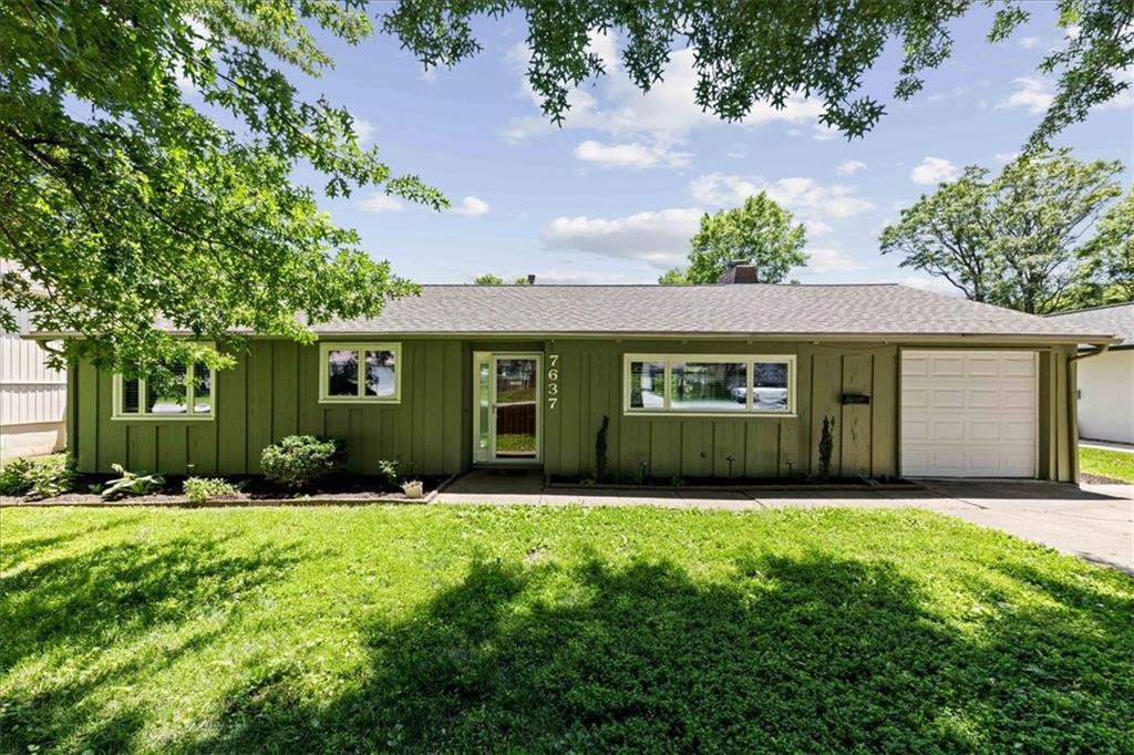 Listing Photo MLS #HMS2626682