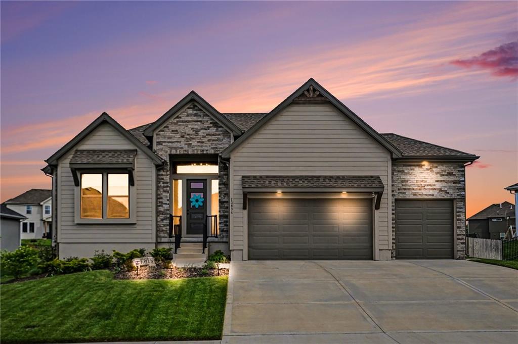 Listing Photo MLS #HMS2627133