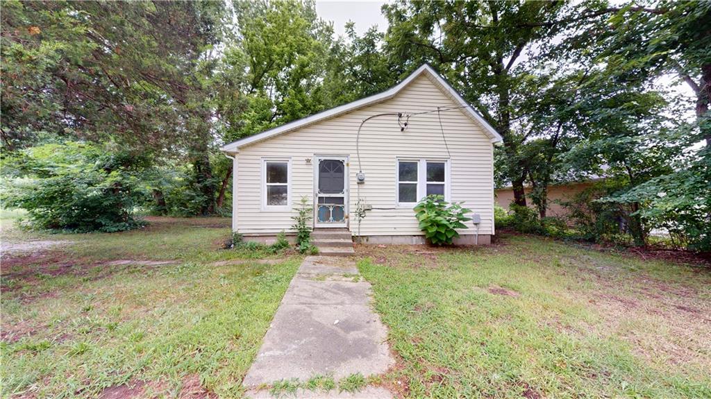 Listing Photo MLS #HMS2627163