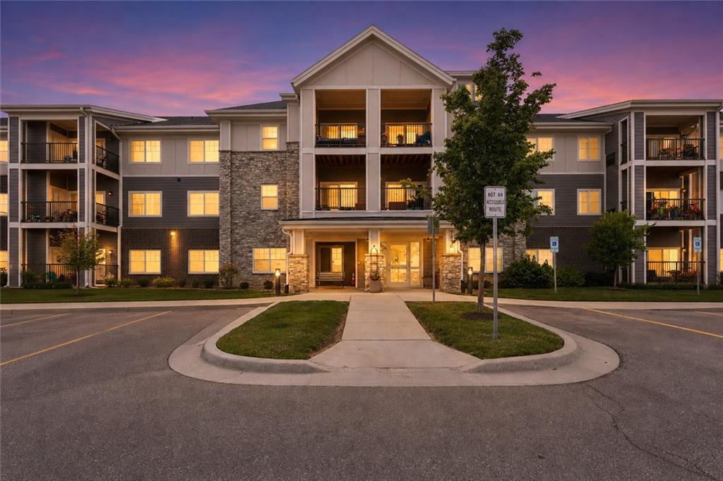 Listing Photo MLS #HMS2627438