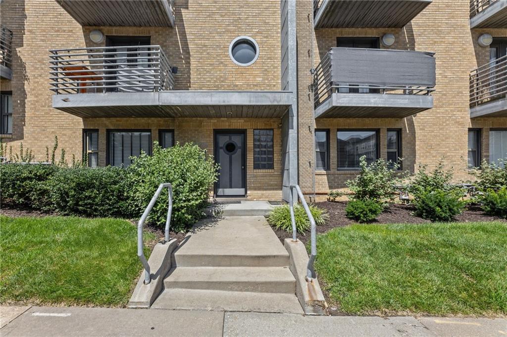 Listing Photo MLS #HMS2627517