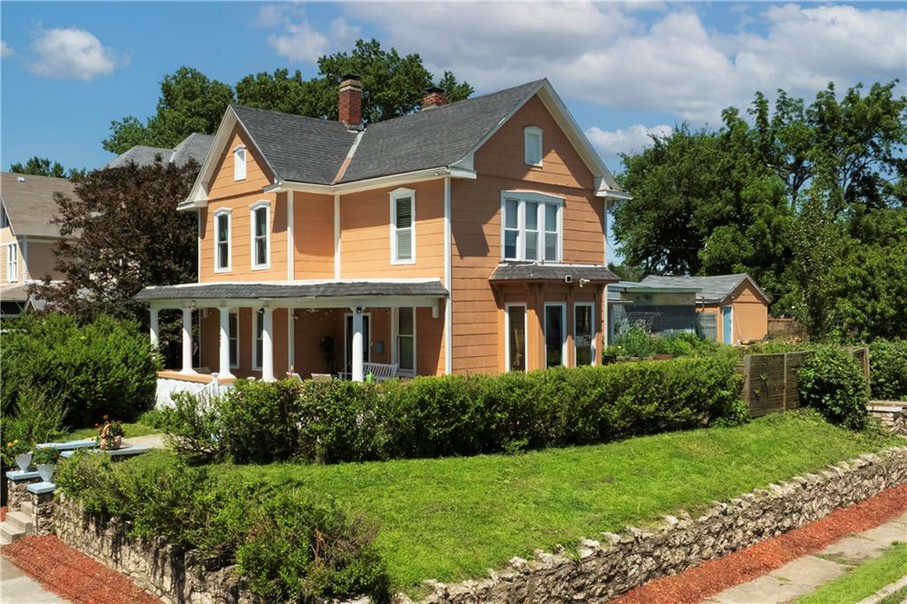 Listing Photo MLS #HMS2627647