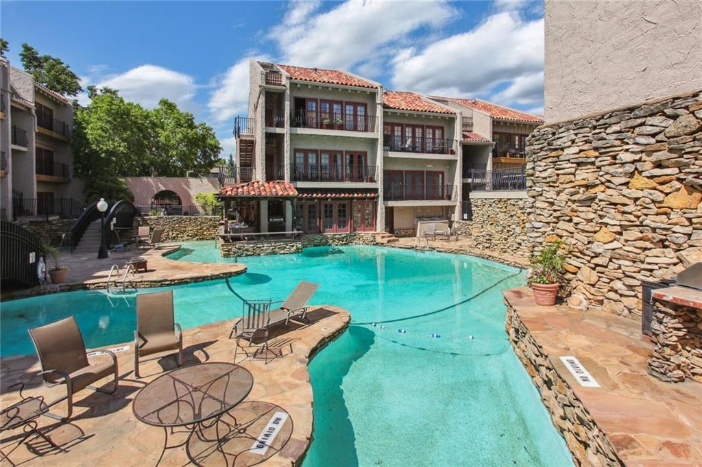 Listing Photo MLS #HMS2627667