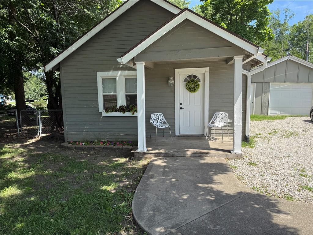 Listing Photo MLS #HMS2627670