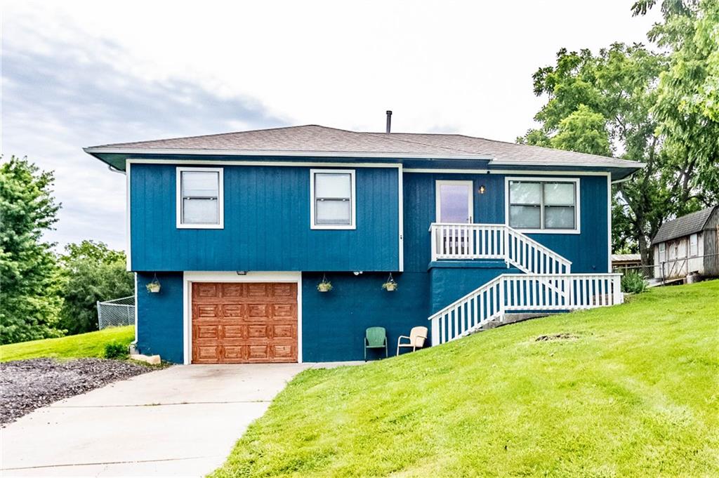 Listing Photo MLS #HMS2627778