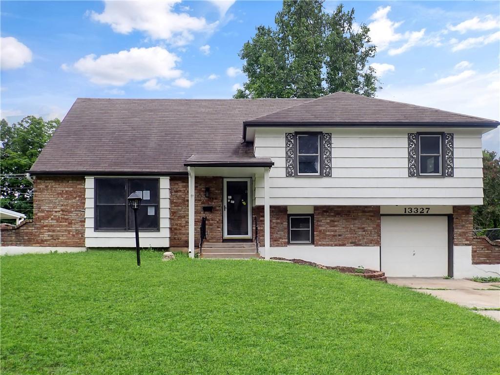 Listing Photo MLS #HMS2627842