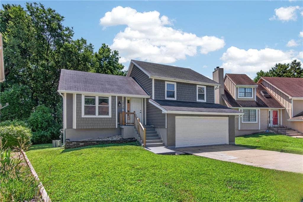 Listing Photo MLS #HMS2627845