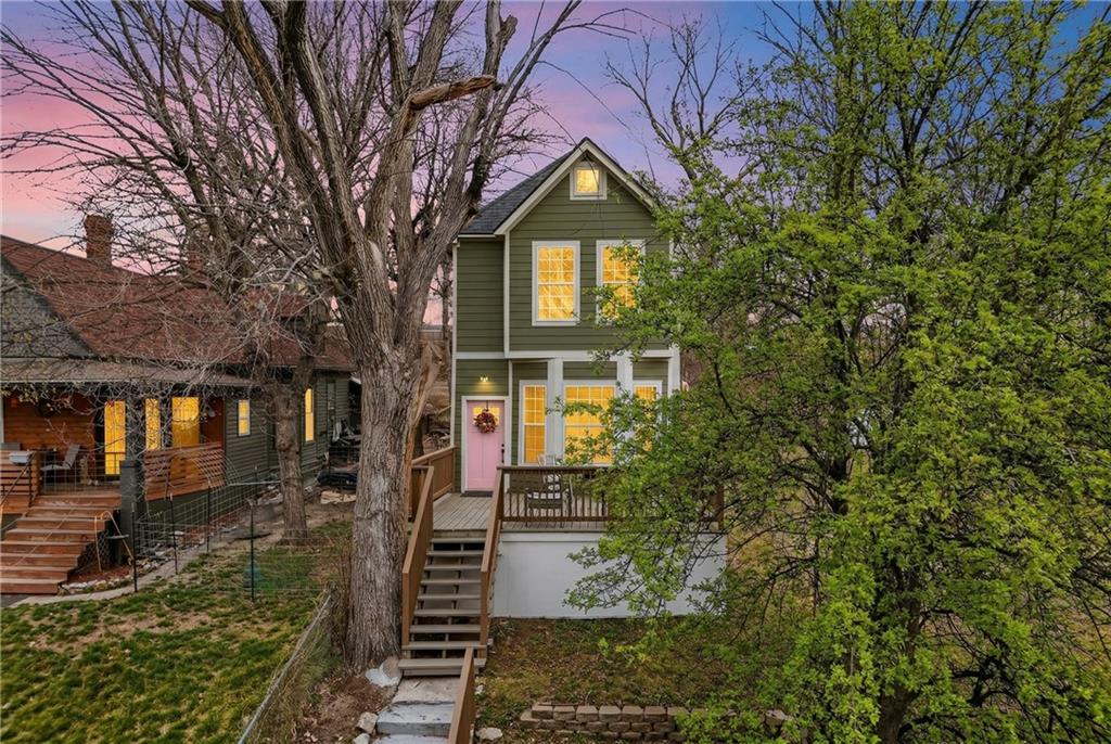 Listing Photo MLS #HMS2627885