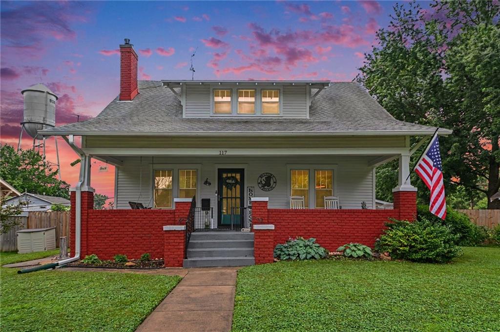 Listing Photo MLS #HMS2627895