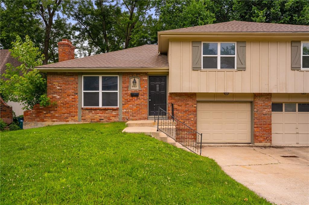 Listing Photo MLS #HMS2627936