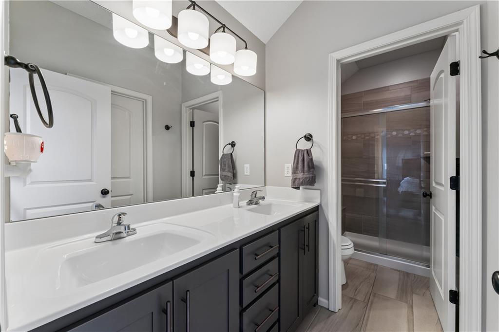 Listing Photo MLS #HMS2627974