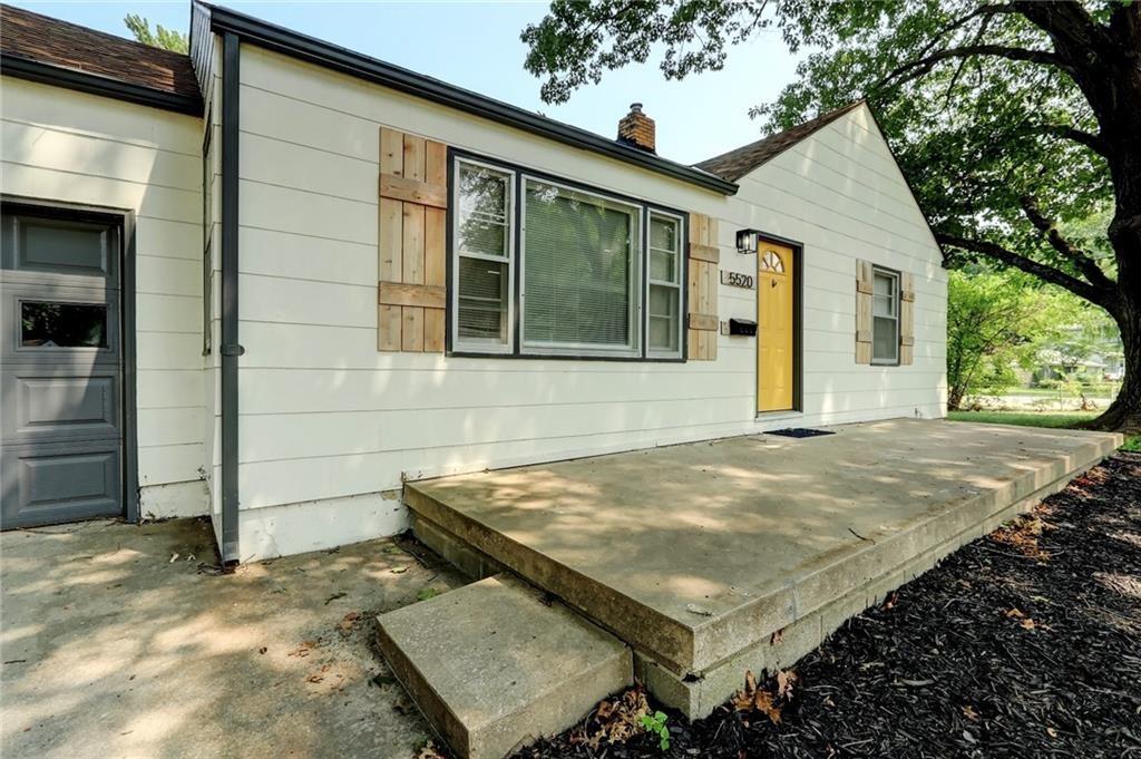 Listing Photo MLS #HMS2628142