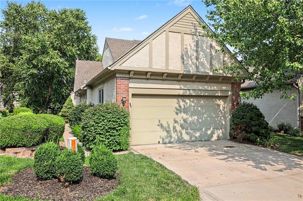 Listing Photo MLS #HMS2628161
