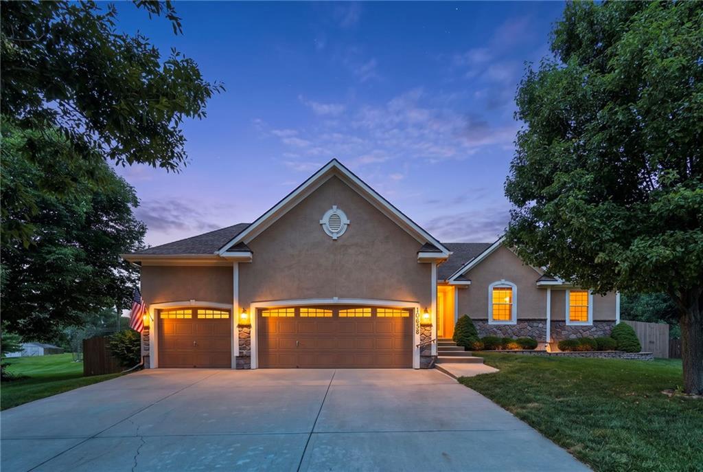 Listing Photo MLS #HMS2628167