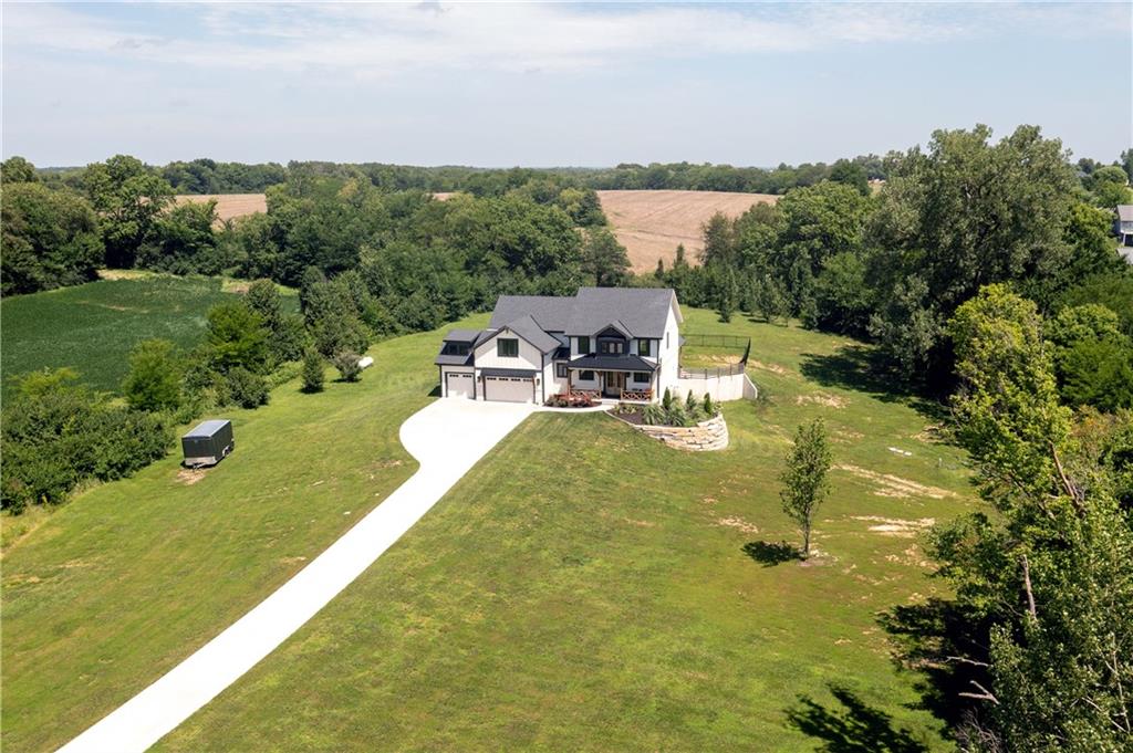Listing Photo MLS #HMS2628447