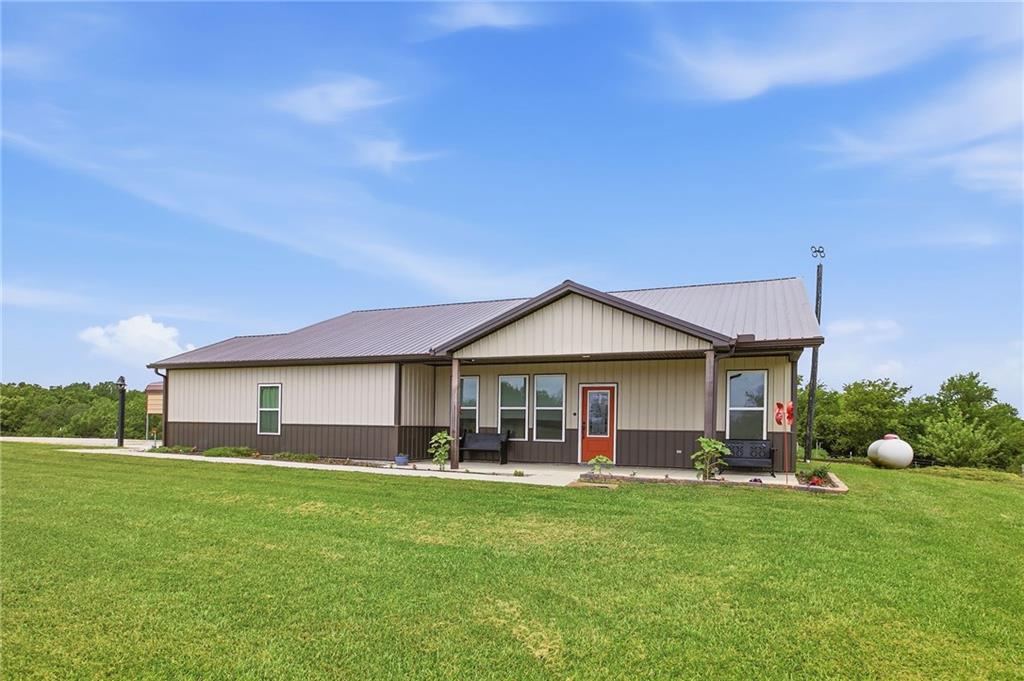 Listing Photo MLS #HMS2628459