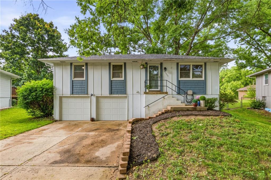 Listing Photo MLS #HMS2628555