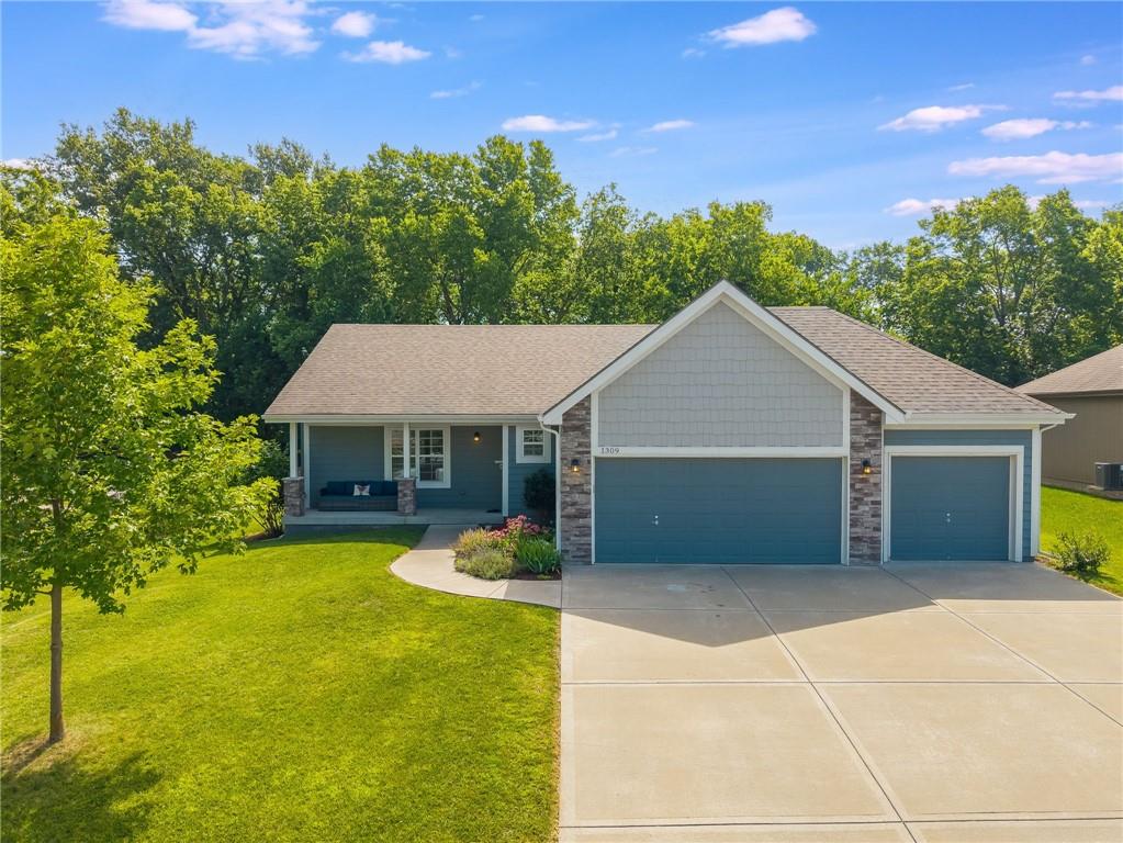 Listing Photo MLS #HMS2628600