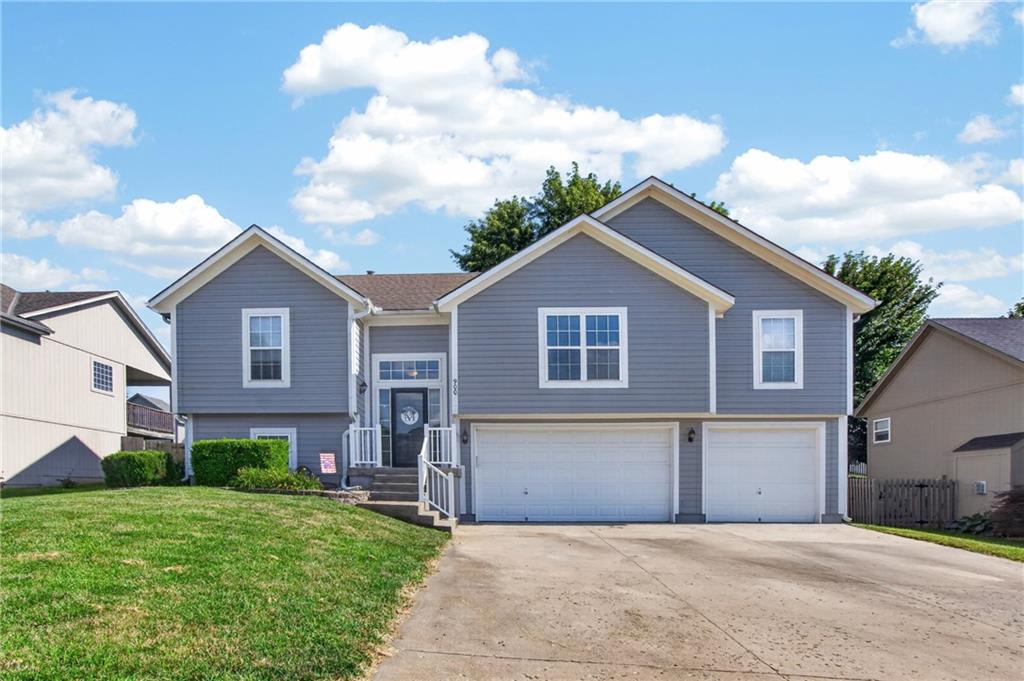 Listing Photo MLS #HMS2629112
