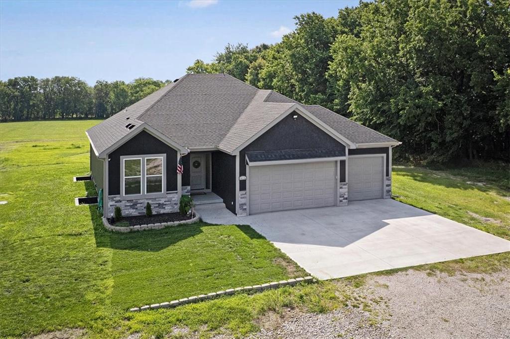 Listing Photo MLS #HMS2629183