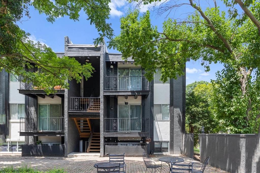 Listing Photo MLS #HMS2629241