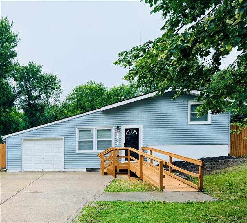 Listing Photo MLS #HMS2629443
