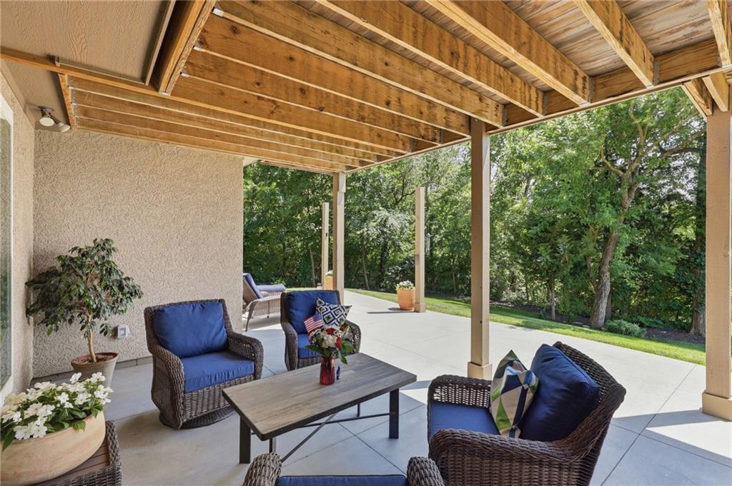 Listing Photo MLS #HMS2629550