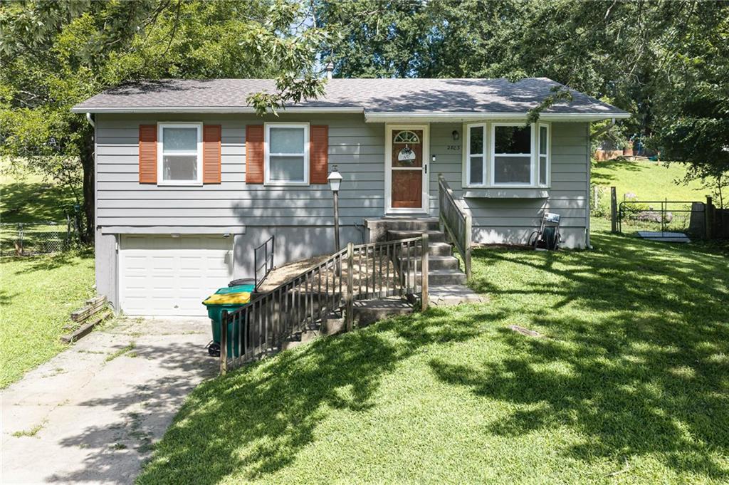 Listing Photo MLS #HMS2629590
