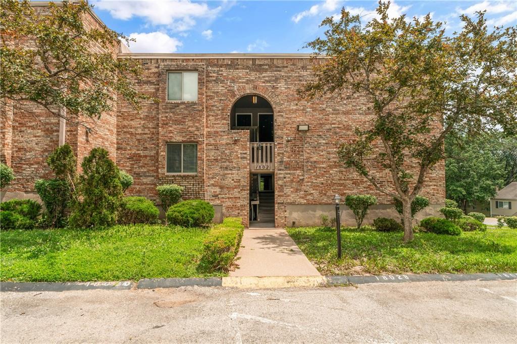 Listing Photo MLS #HMS2629637