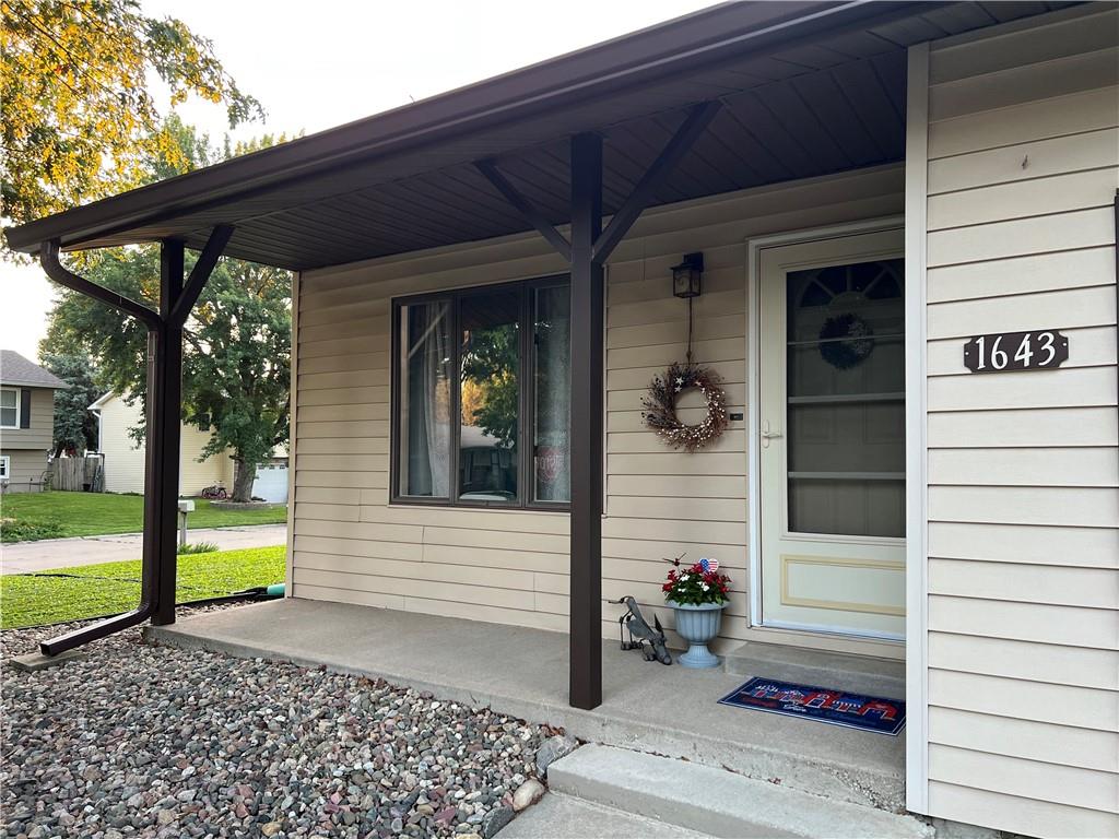 Listing Photo MLS #HMS2629756