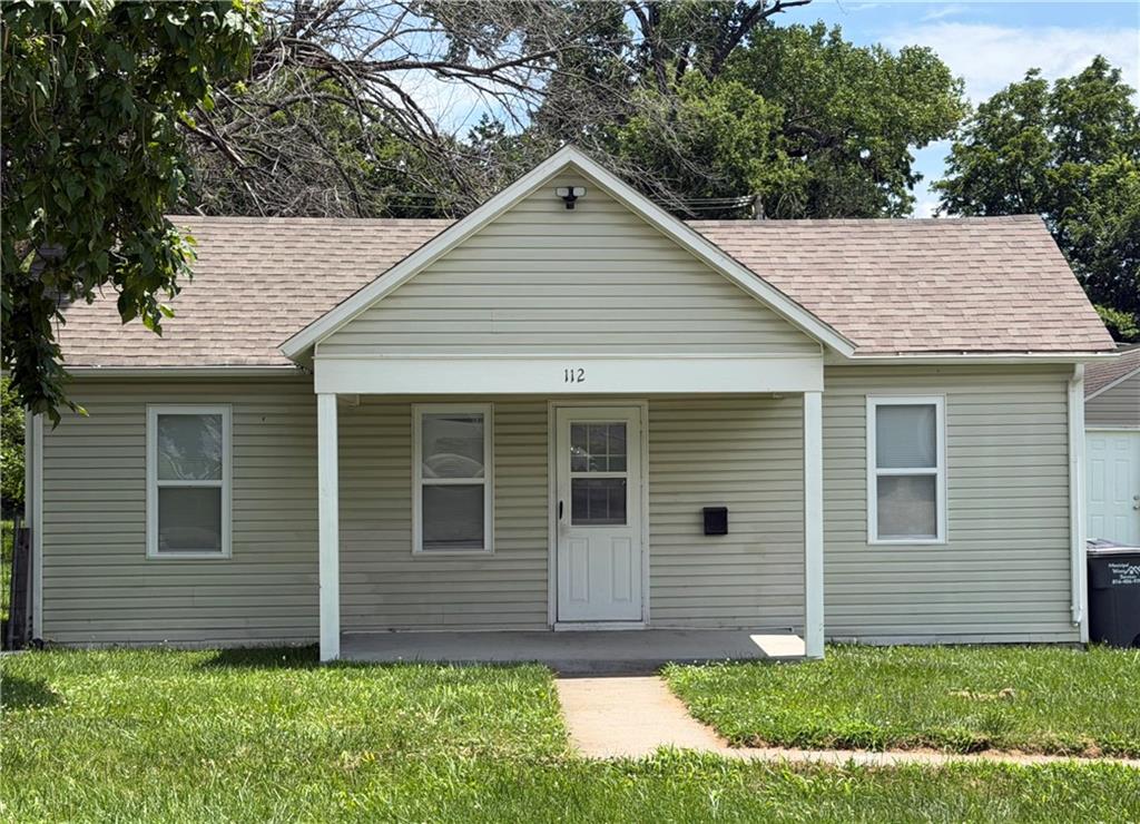 Listing Photo MLS #HMS2629921