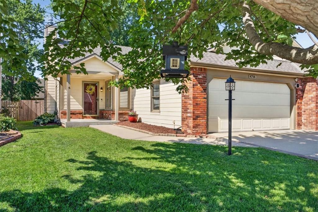 Listing Photo MLS #HMS2629951