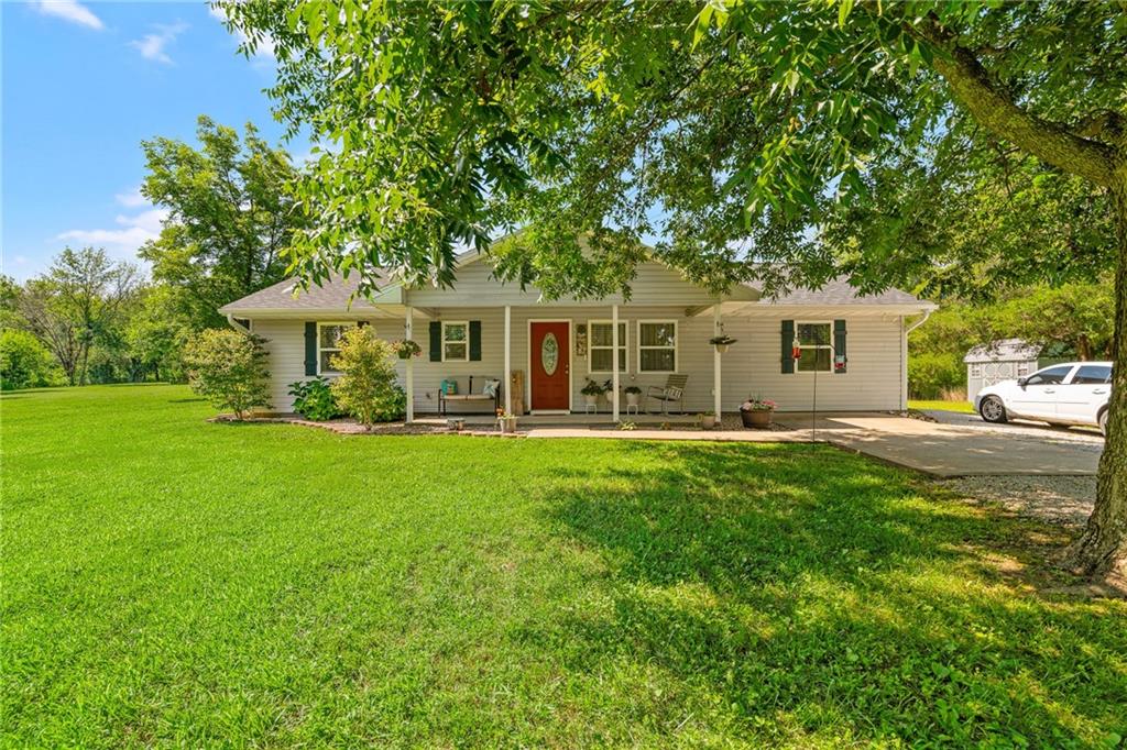 Listing Photo MLS #HMS2630197