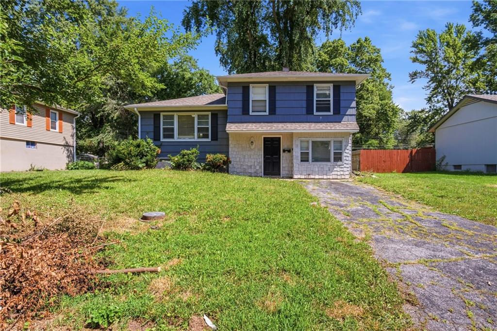 Listing Photo MLS #HMS2630285