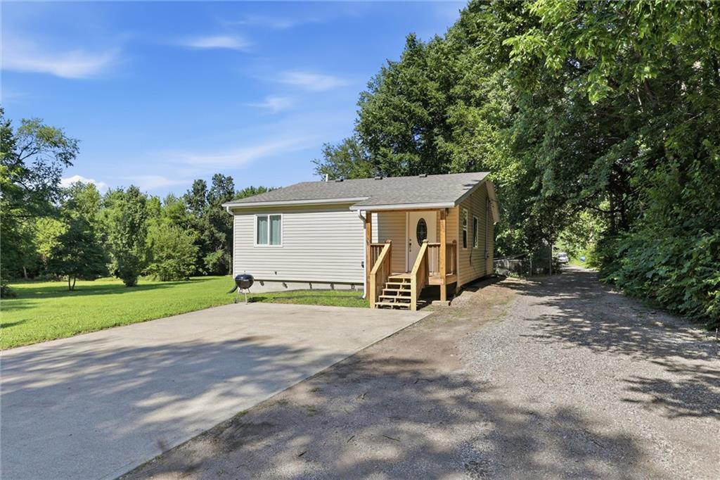 Listing Photo MLS #HMS2630363