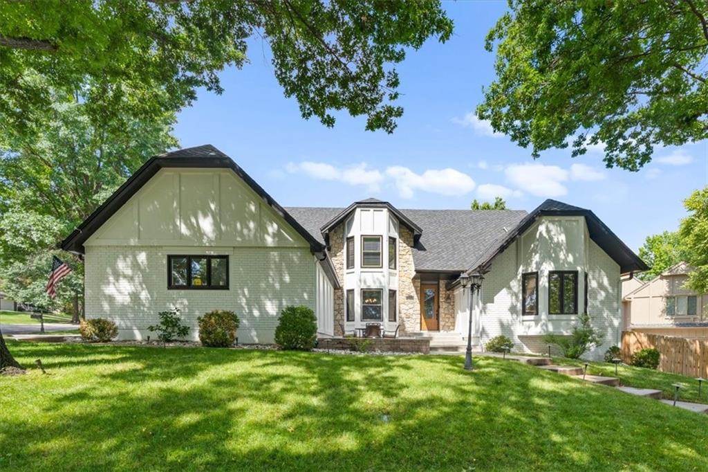 Listing Photo MLS #HMS2630446